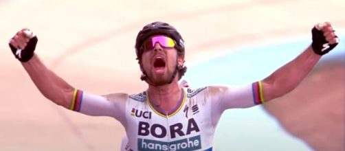 Peter Sagan, la vittoria alla Parigi Roubaix 2018.