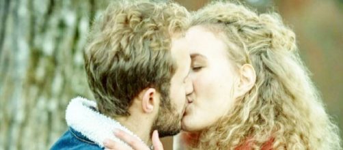 Tempesta d'amore, anticipazioni 3 agosto: Maja e Florian fanno l'amore.