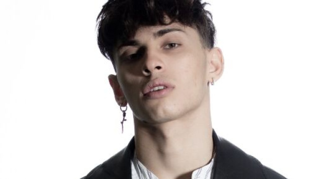 Deddy incontra Emma Muscat: fan pensano ci sia un flirt.