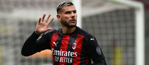 Il PSG torna su Theo Hernandez del Milan