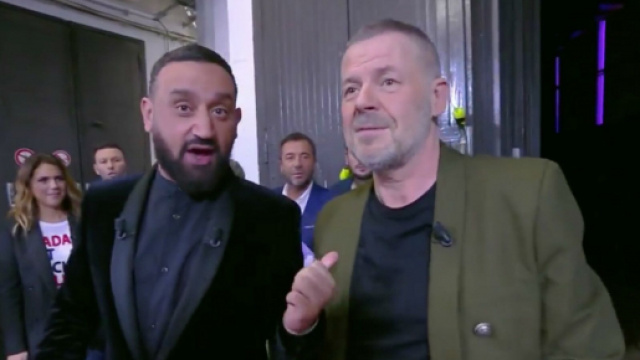 Éric Naulleau et le présentateur de TPMP Cyril Hanouna. Source : capture d’écran C8