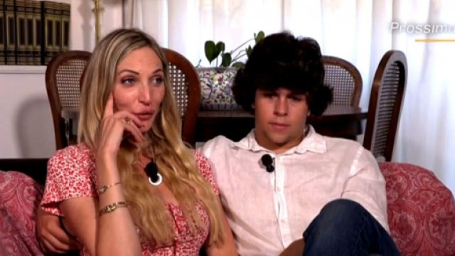 Temptation, anticipazioni 2^ puntata: Valentina nel pinnettu per una comunicazione.