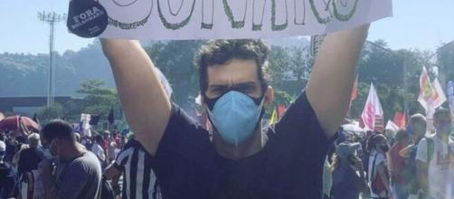 Rafael Infante participou de manifestação contra governo (Reprodução/Instagram)