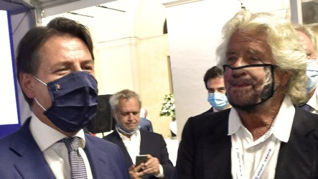 Giuseppe Conte assieme al garante Beppe Grillo.