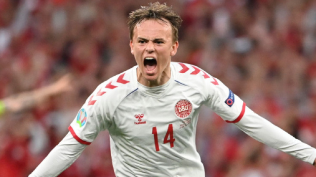 Inter e Milan potrebbero sfidarsi per l'acquisto di Damsgaard.