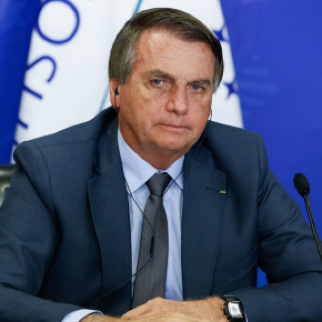 Bolsonaro mente ao falar que Brasil voltou às aulas com segurança (Alan Santos/PR)