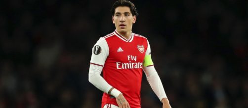 In foto Hector Bellerin, difensore dell'Arsenal.