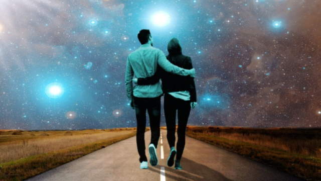 Previsioni zodiacali di venerdì 9 luglio: Leone socievole, piccoli intoppi per l'Acquario.