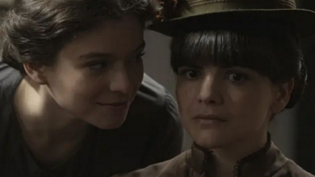 Una vita, spoiler Spagna: Laura costretta a eseguire gli ordini di Salmeron.