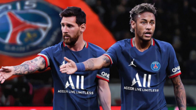 Leo Messi aux côtés de Neymar sous le maillot du PSG - Source : capture d'écran, jeux vidéos