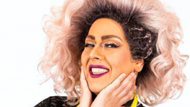 Bake Off Italia, presentati i concorrenti: a un anno dall'infortunio torna Peperita.