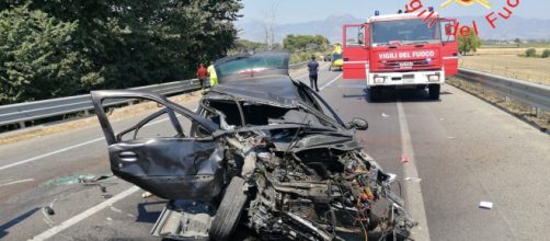Calabria, tre morti e diversi feriti in un incidente stradale.