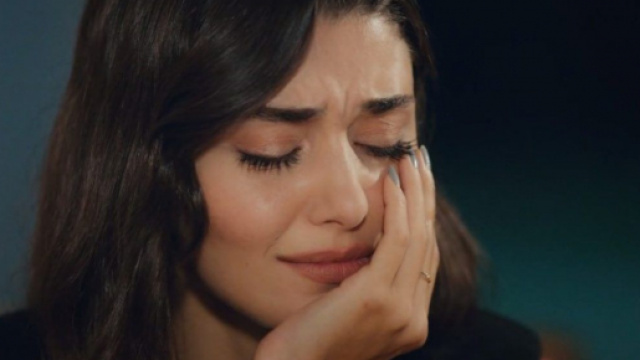 Love is in the air, anticipazioni 20 agosto: Serkan fa una telefonata ad Eda da ubriaco.