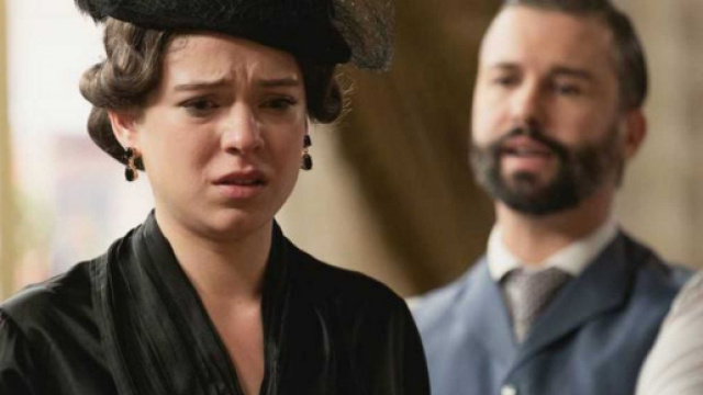 Una vita, anticipazioni 18-19 agosto: Laura testimonier&agrave; a favore di Genoveva.