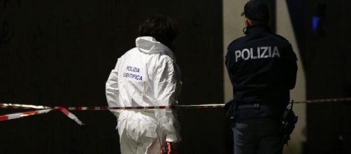 Treviglio (Bergamo) uccide la madre con una coltellata: la lite per un mobile