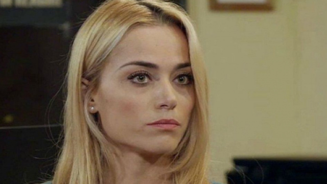 Upas, anticipazioni 27 agosto: Alberto parlerà a Clara dei suoi veri sentimenti.