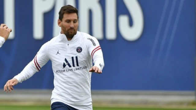 Le vrai salaire de Messi au PSG vient de fuiter (Source : Paris Saint-Germain via Twitter)