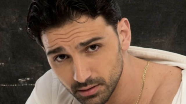 Raimondo Todaro parla del suo ingresso ad Amici 21: 'Nessun contratto'.