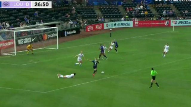 Eugénie Le Sommer a inscrit ses deux premiers buts américains la nuit dernière - Source : capture d'écran, Youtube