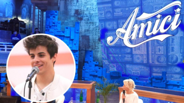 Amici 21, retroscena prima puntata: non sarebbe in programma l'omaggio all'ex allievo Michele Merlo.
