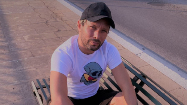 Il regista pugliese Giuseppe Sciarra.