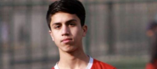 Zaki Anwari, giovane promessa del calcio morto nel tentativo di lasciare Kabul.