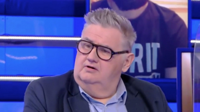 Pierre Ménès s'en est pris aux supporters de l'OGC Nice sur Twitter - Source : capture d'écran, C8