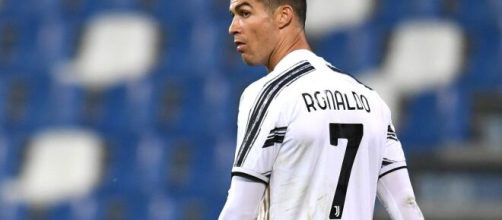 Juventus, Cristiano Ronaldo avrebbe chiesto la cessione: operazione difficile, ed è rebus per sostituirlo.