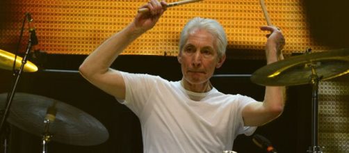 O baterista britânico Charlie Watts morreu aos 80 anos (Arquivo Blasting News)