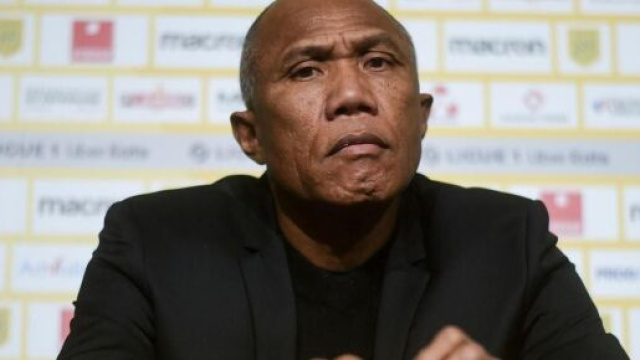 Antoine Kombouaré est révolté par ce qu'il s'est passé lors de Nice - Marseille (Source : capture Youtube)