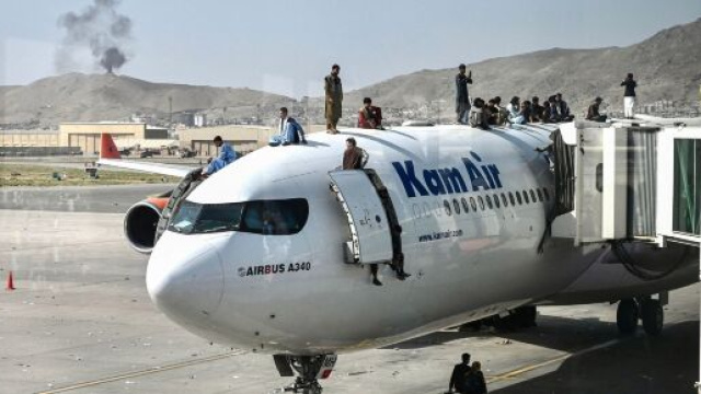 La situazione all'aeroporto di Kabul &egrave; sempre pi&ugrave; drammatica.