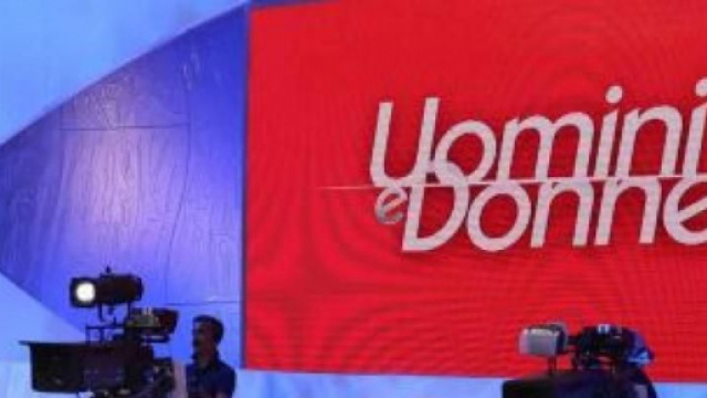 Uomini e Donne, formazione completa ragazzi sul trono: Nicole, Joele, Roberta e Matteo.