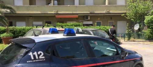 Castelfranco Veneto, farmacista 37enne trovata morta: lo zio si uccide dopo la scoperta.