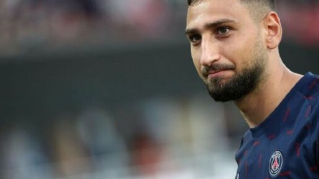 Gianluigi Donnarumma insulté à Milan (capture Youtube)