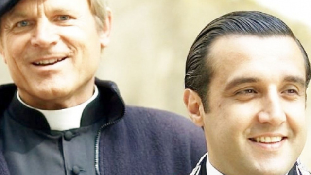 Don Matteo 13, anticipazioni nuova stagione: Anceschi vedovo e con una figlia sofferente.