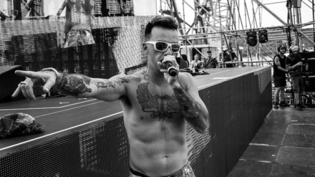 Salmo accusato di avere inviato foto intime, Asia: 'Che schifo, non mi importa chi sei'.