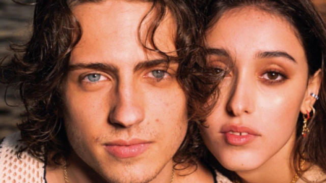 Sangiovanni accusato di avere tradito Giulia Stabile, lei: 'Alcuni si fanno 1000 viaggi'.