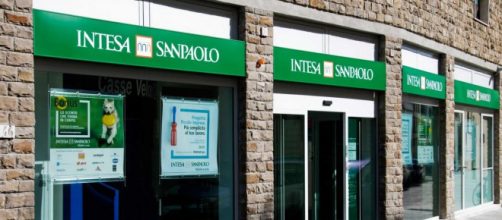 Intesa Sanpaolo apre le assunzioni per agenti senior in tutta Italia.
