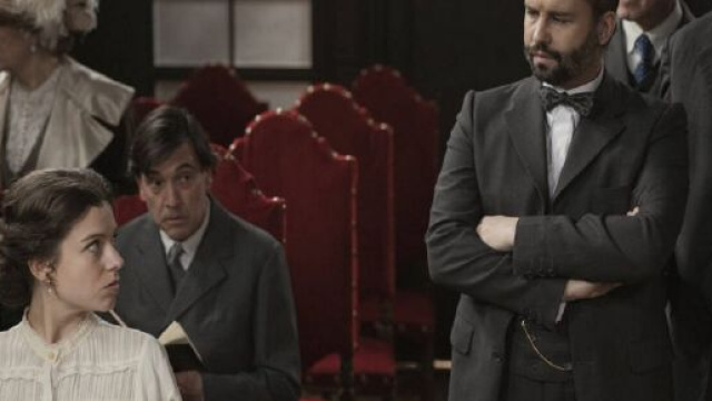 Una vita, trame Spagna: Cesareo pronto a testimoniare contro Genoveva.