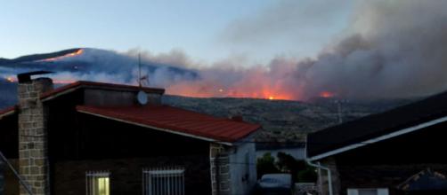 El incendio de Ávila de nivel 2 con riesgos para la población y bienes (RRSS)