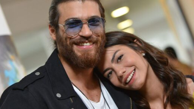 Can Yaman e Demet, retroscena sulla coppia.
