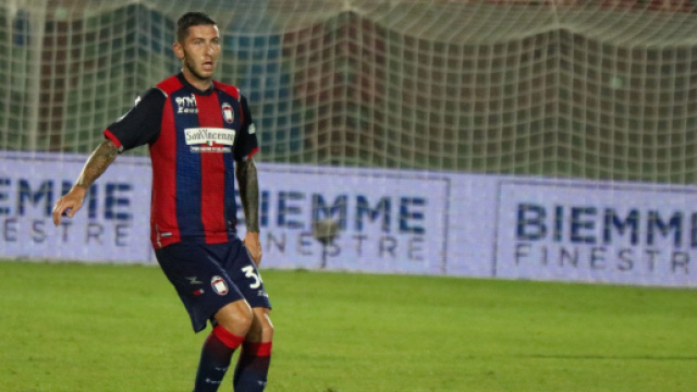 Crotone, Marrone verso il Monza.