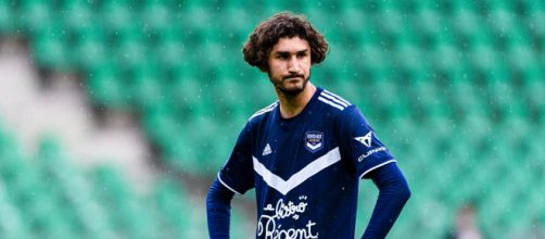 Il Milan avrebbe offerto 10 milioni per Yacine Adli del Bordeaux.