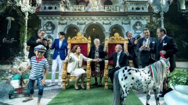 Boss delle Cerimonie, Gaetano torna al Castello: 'Non sono svizzero, ma napoletano verace'.