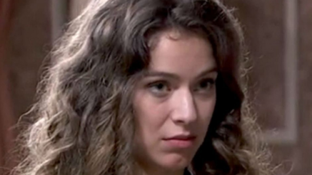 Una vita, anticipazioni 3-4 settembre: Genoveva si firmerà con il nome di Marcia.