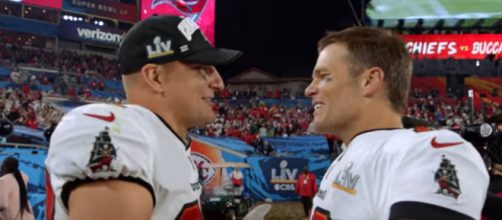 Brady and Gronk celebrate their Super Bowl LV win (Image source: NFL/YouTube)