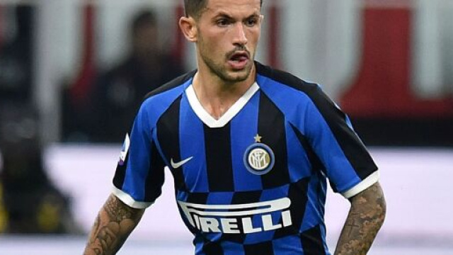 Inter: Sensi rischierebbe tre mesi per infortunio, Onana potrebbe firmare a gennaio.