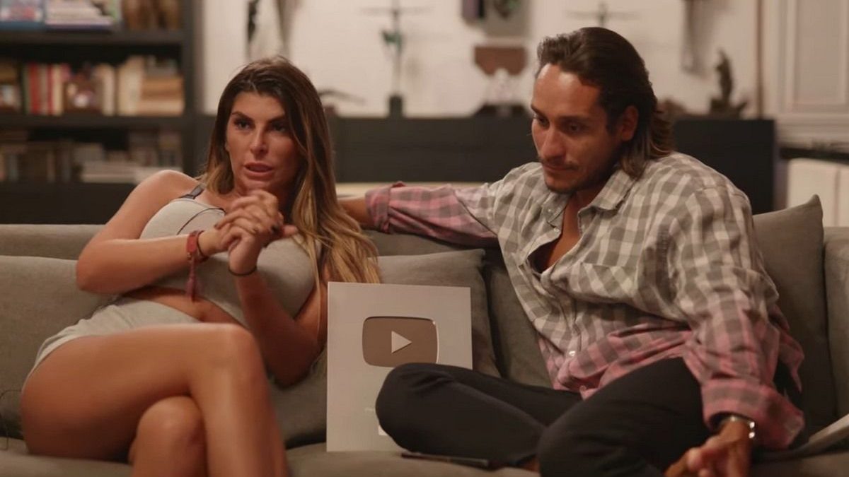 Julie Et Thibault La Bataille Des Couples Mélanight et Romain exclus de La Bataille des Couples 3 : 'Elle a mis une  pêche à Julie'