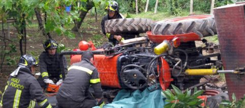 Tragedia nel cosentino, 15enne muore schiacciato da un trattore