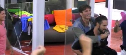 Grande Fratello Vip 6 Belli Fa Ballare Manuel Bortuzzo La Scena Commuove I Fan Video
